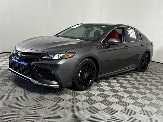 2023 Toyota Camry Hybrid XSE