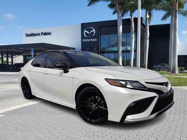 2023 Toyota Camry Hybrid XSE