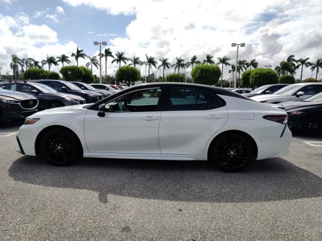 2023 Toyota Camry Hybrid XSE