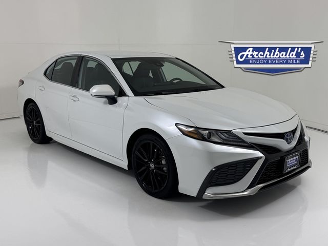 2023 Toyota Camry Hybrid XSE