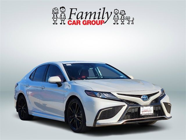 2023 Toyota Camry Hybrid XSE