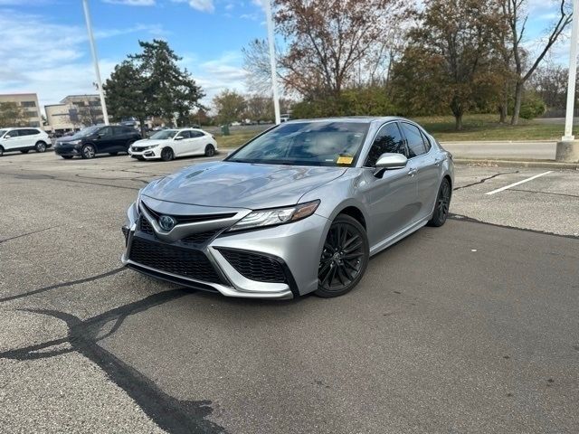 2023 Toyota Camry Hybrid XSE