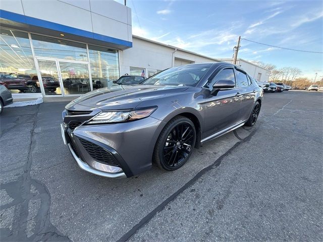 2023 Toyota Camry Hybrid XSE