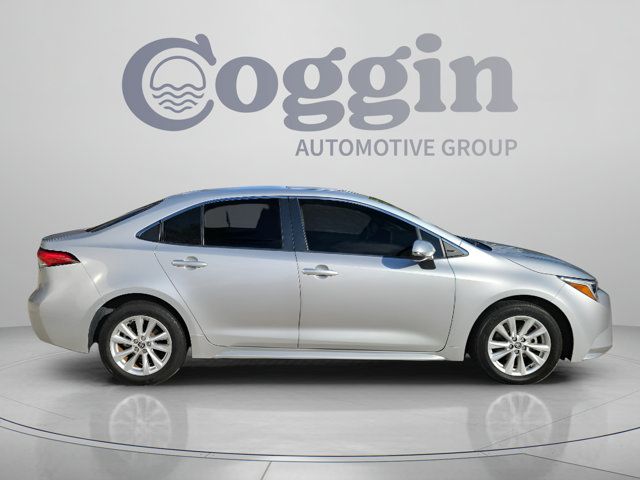 2023 Toyota Corolla Hybrid XLE
