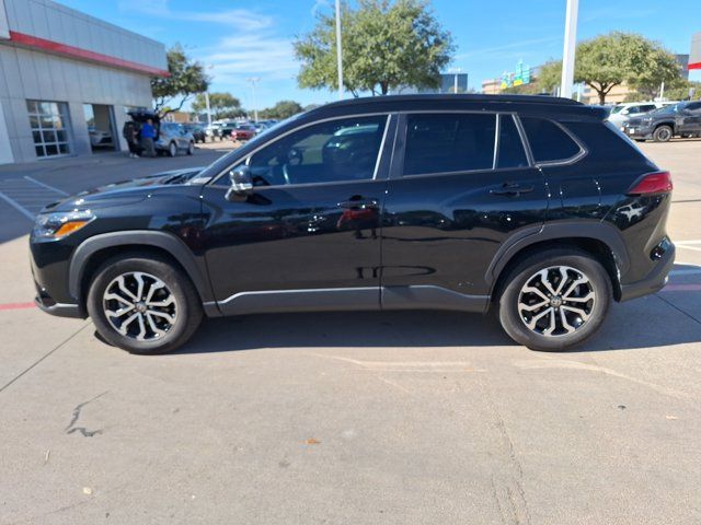 2023 Toyota Corolla Cross Hybrid SE