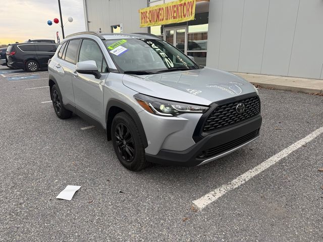 2023 Toyota Corolla Cross LE