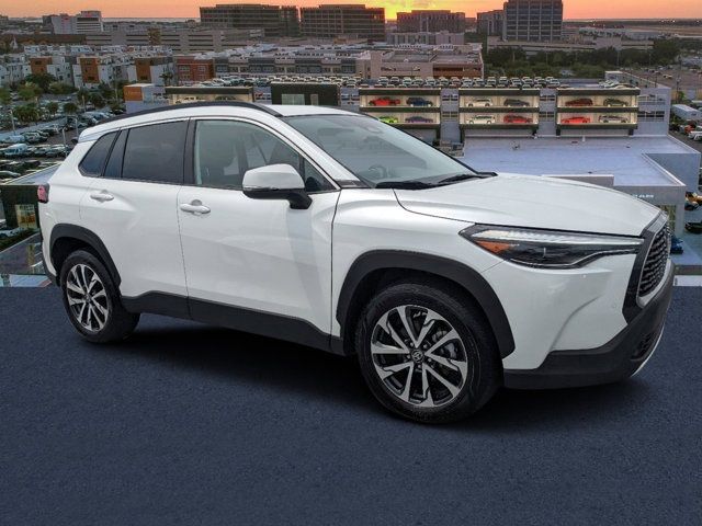 2023 Toyota Corolla Cross XLE