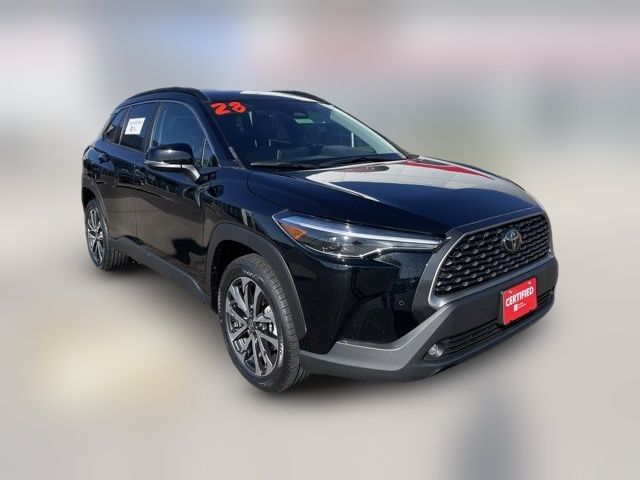 2023 Toyota Corolla Cross XLE