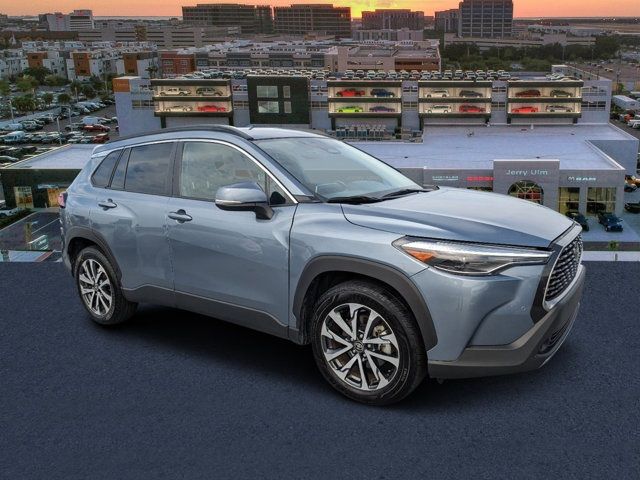 2023 Toyota Corolla Cross XLE