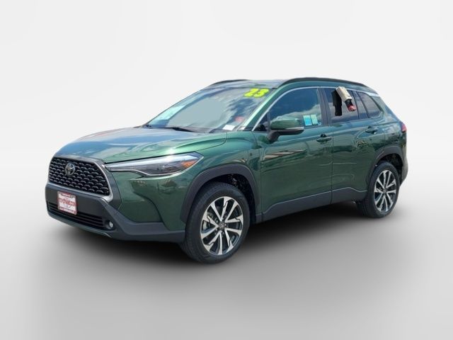 2023 Toyota Corolla Cross XLE