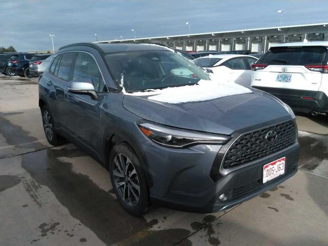 2023 Toyota Corolla Cross XLE