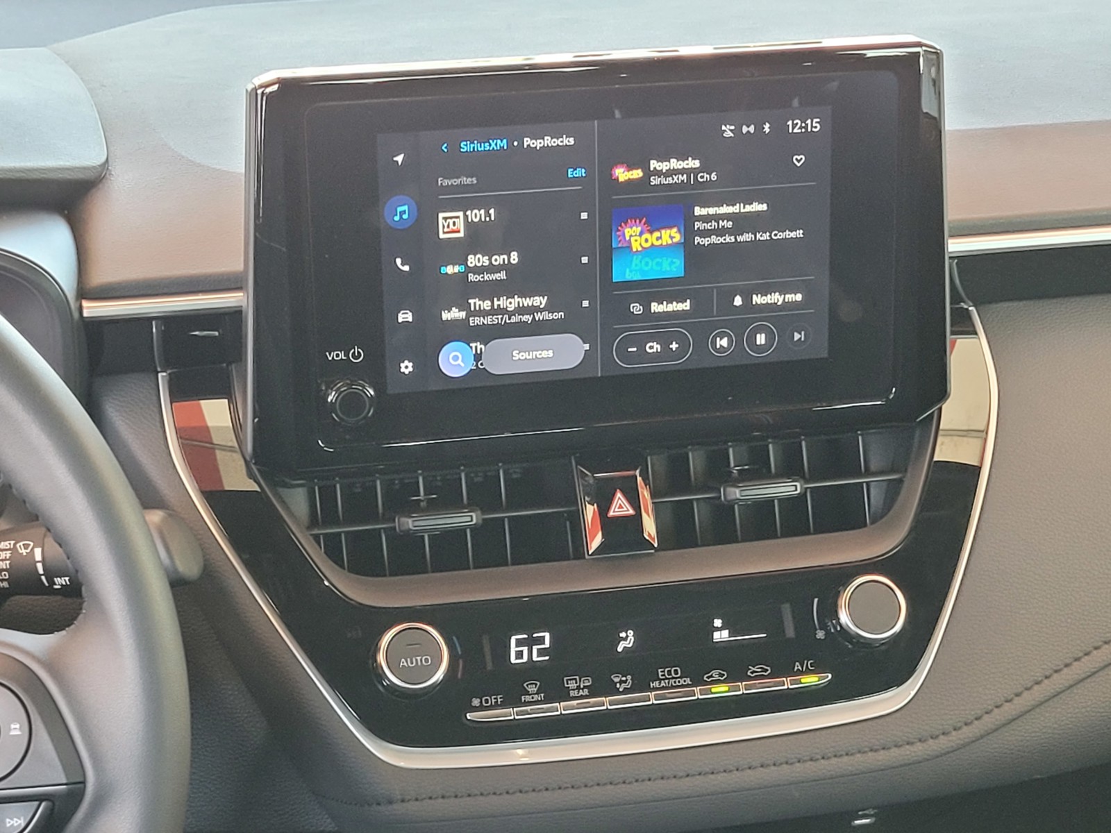 Vehicle image 16 of 27