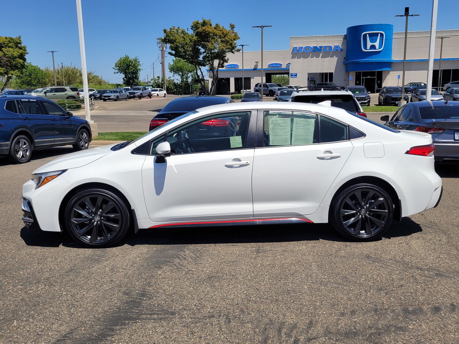 Vehicle image 2 of 27