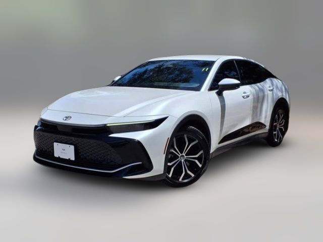 2023 Toyota Crown XLE