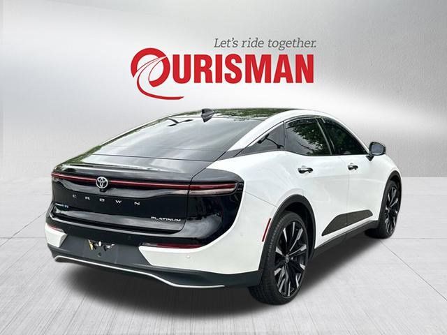 2023 Toyota Crown Platinum