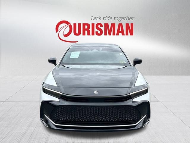 2023 Toyota Crown Platinum