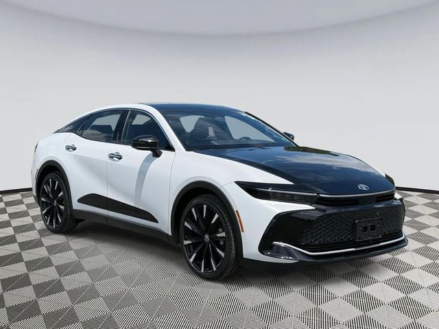 2023 Toyota Crown Platinum
