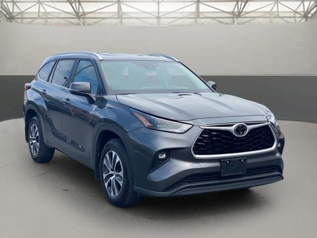 2023 Toyota Highlander 