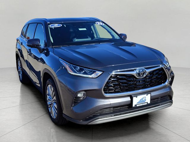 2023 Toyota Highlander 