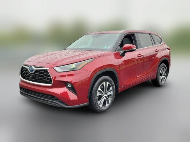 2023 Toyota Highlander Hybrid XLE