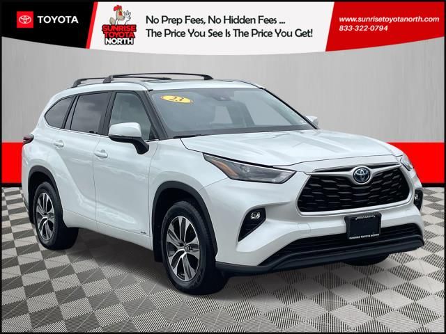 2023 Toyota Highlander Hybrid XLE