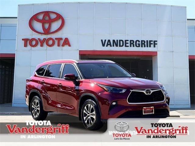 2023 Toyota Highlander XLE