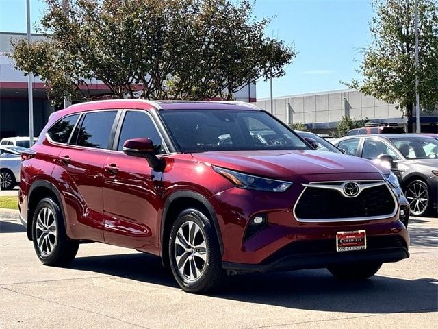 2023 Toyota Highlander XLE