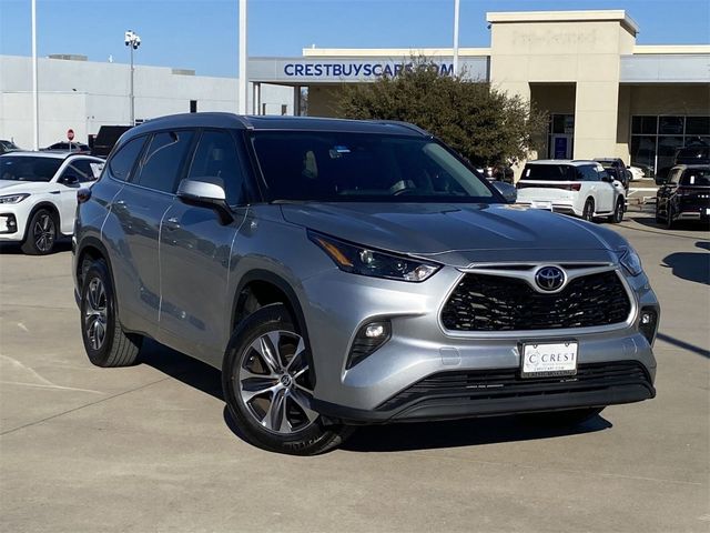 2023 Toyota Highlander 