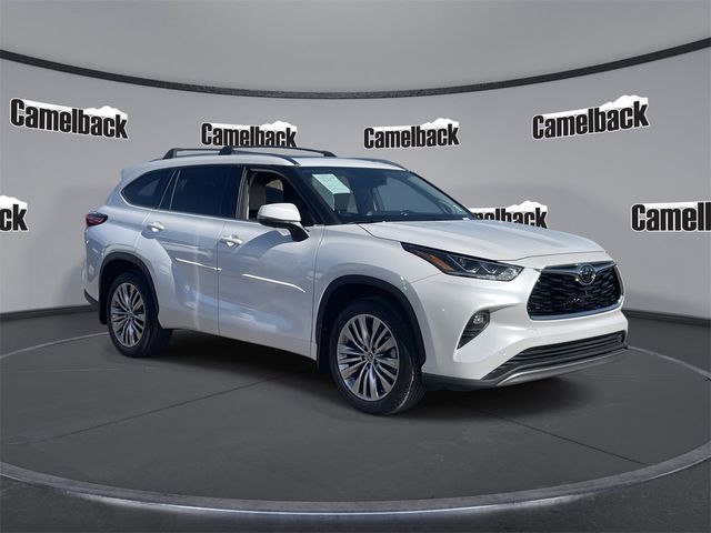 2023 Toyota Highlander 