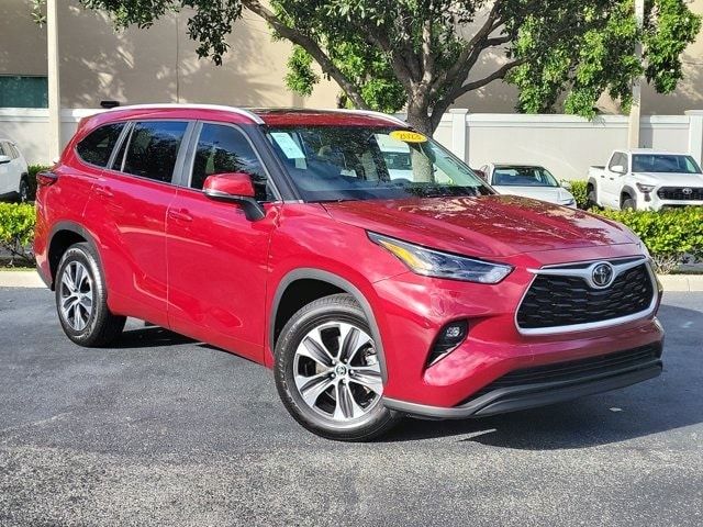 2023 Toyota Highlander XLE