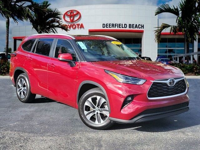 2023 Toyota Highlander XLE