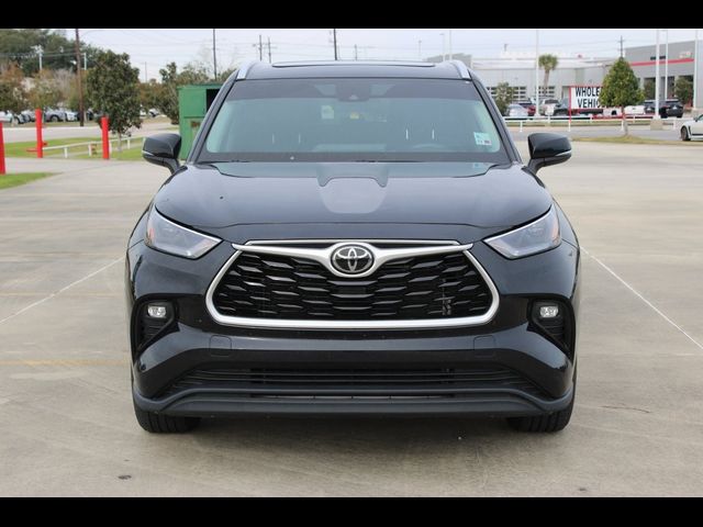 2023 Toyota Highlander XLE