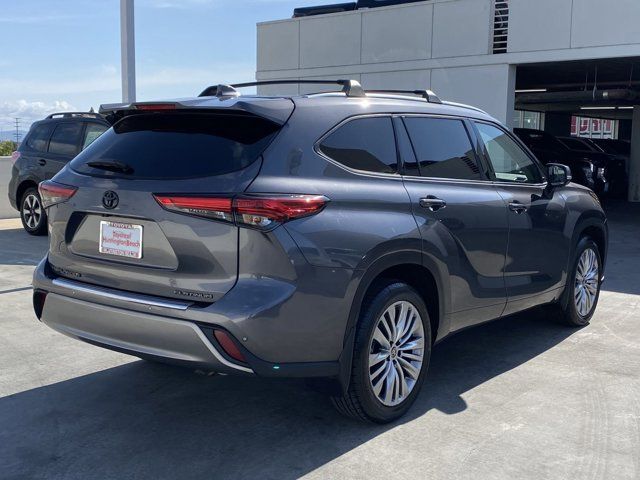 2023 Toyota Highlander Platinum