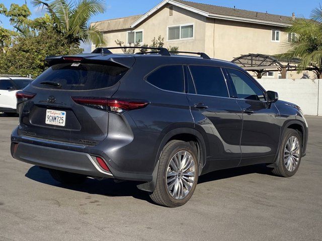 2023 Toyota Highlander 