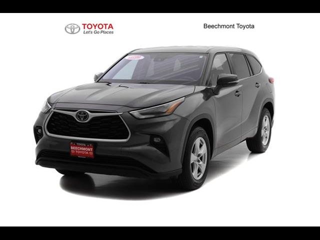 2023 Toyota Highlander LE