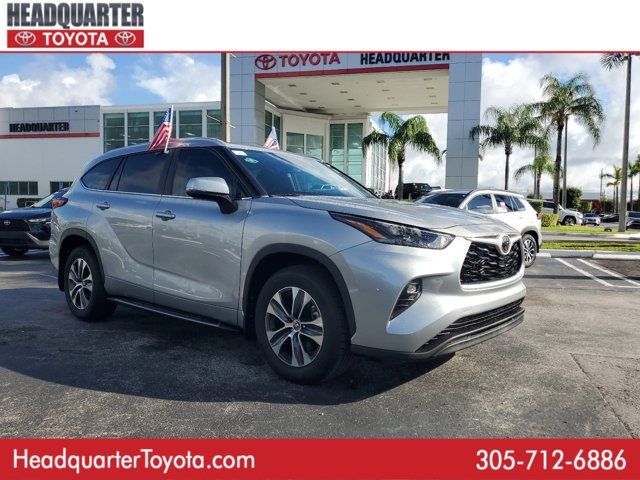 2023 Toyota Highlander 