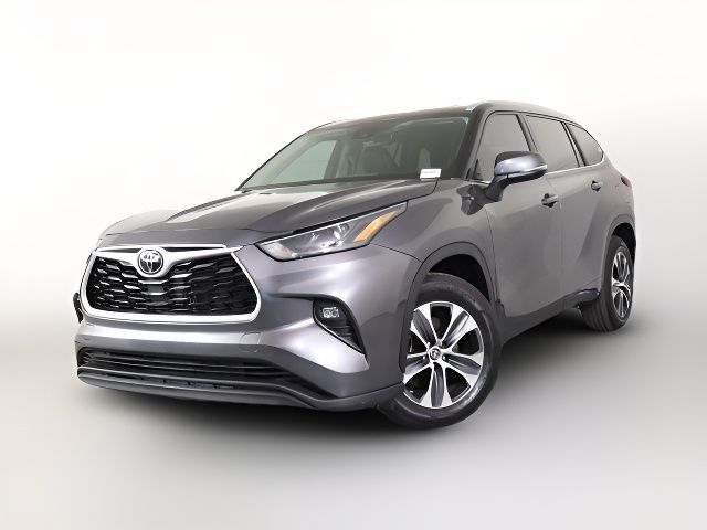 2023 Toyota Highlander 