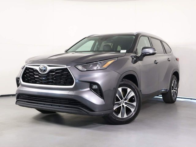 2023 Toyota Highlander 