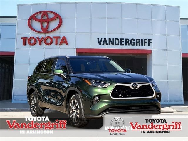 2023 Toyota Highlander XLE