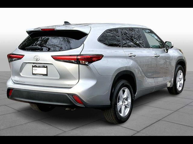 2023 Toyota Highlander LE