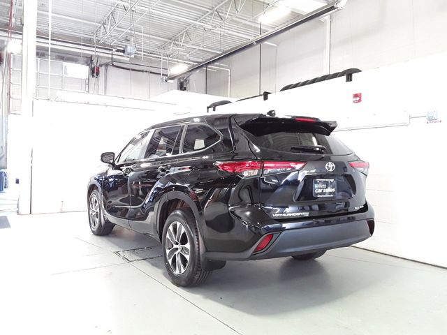 2023 Toyota Highlander 