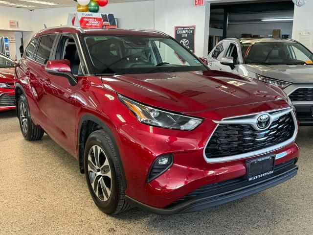 2023 Toyota Highlander XLE