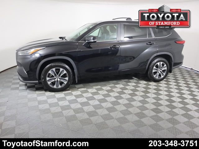 2023 Toyota Highlander 