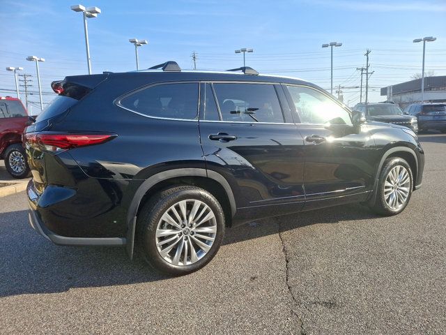 2023 Toyota Highlander Platinum