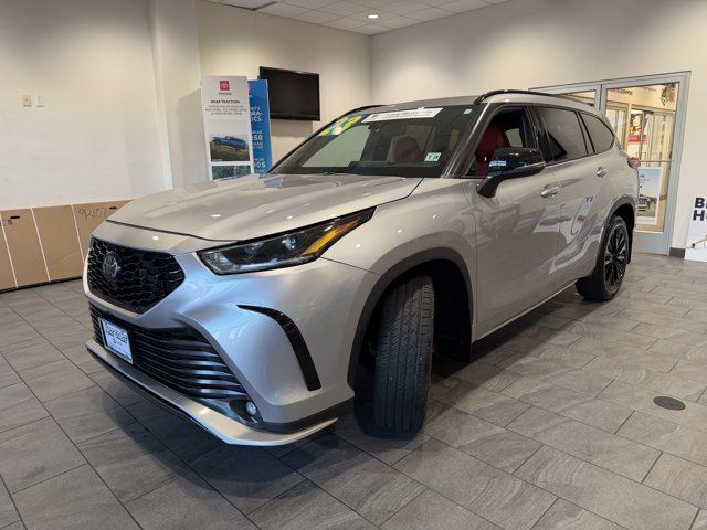 2023 Toyota Highlander XSE