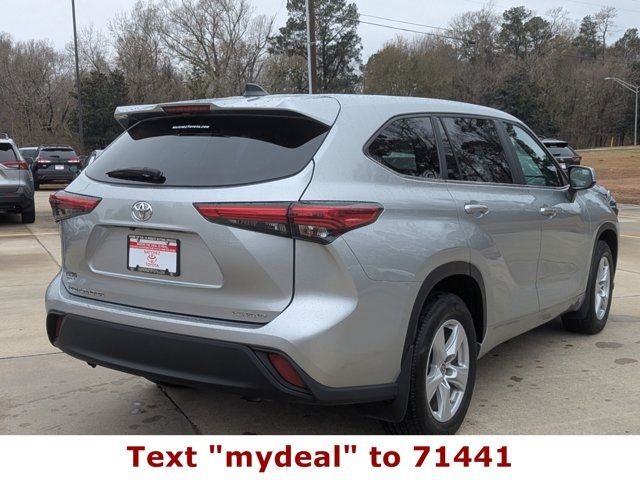 2023 Toyota Highlander 