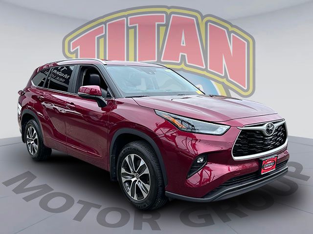 2023 Toyota Highlander XLE