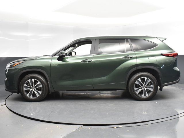 2023 Toyota Highlander 