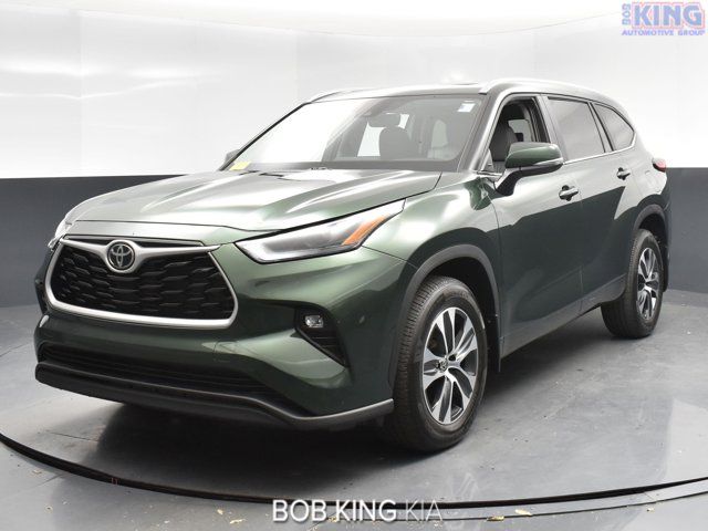 2023 Toyota Highlander 