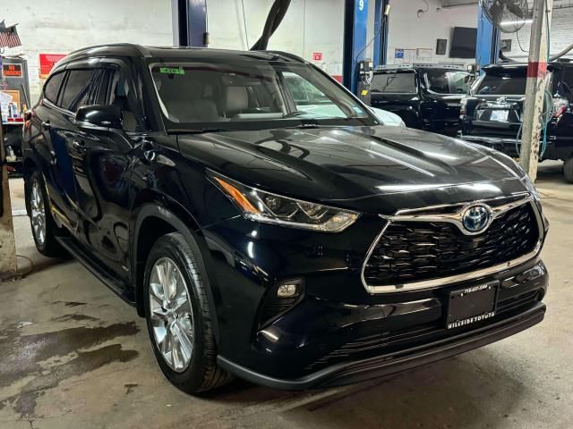 2023 Toyota Highlander Hybrid Limited